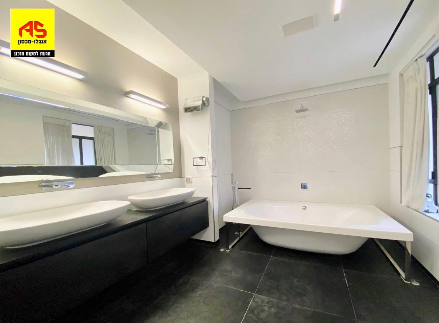 Wvm8AufuHAy8qpcpkHQp_17454675995634