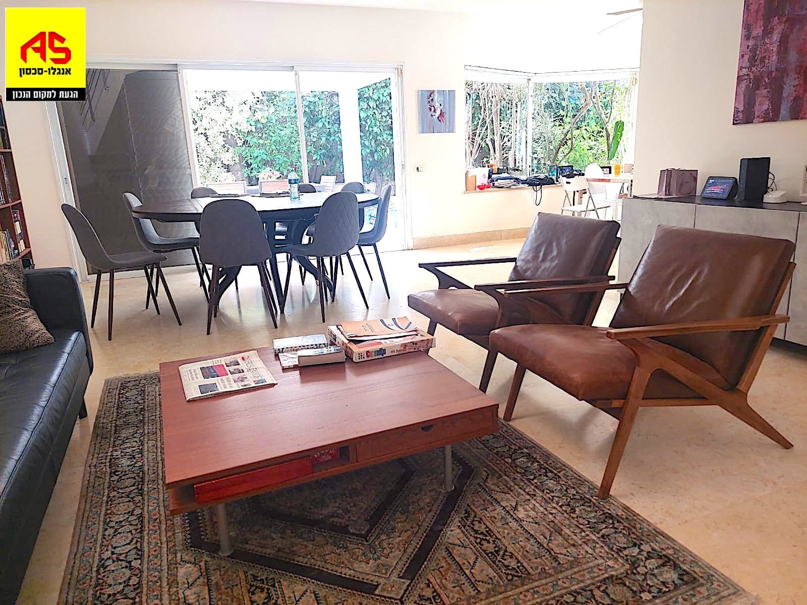 YAqj5MLJFZtNbbHWCBwa_16996043042727